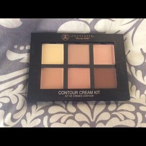 Anastasia Beverly Hills Contour Kit